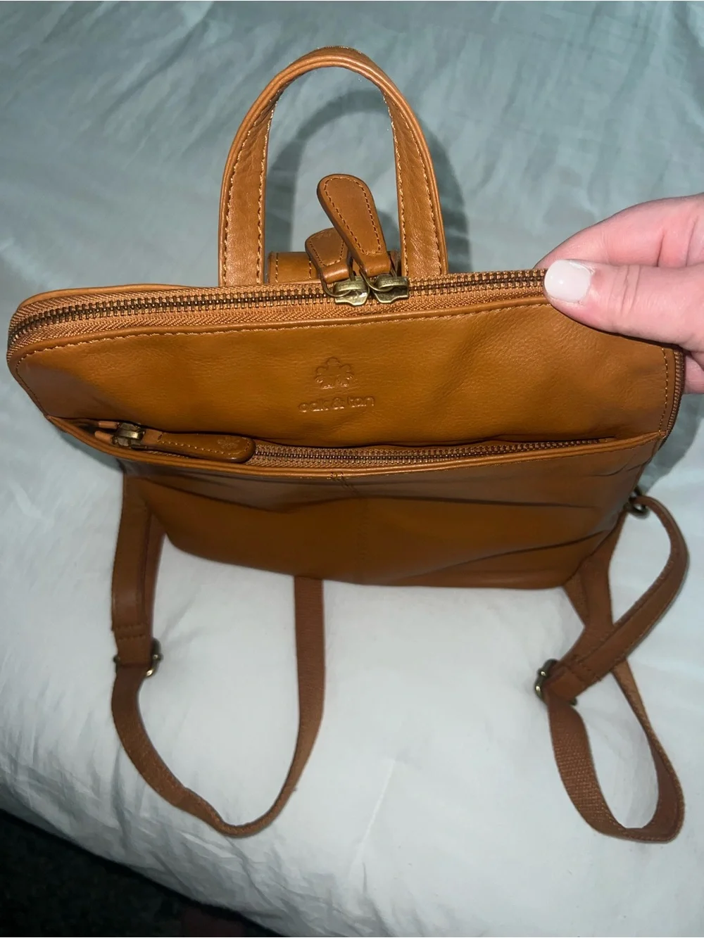 Oak and Tan minimal tan